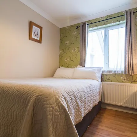 Bed & Breakfast Seacrest 3*